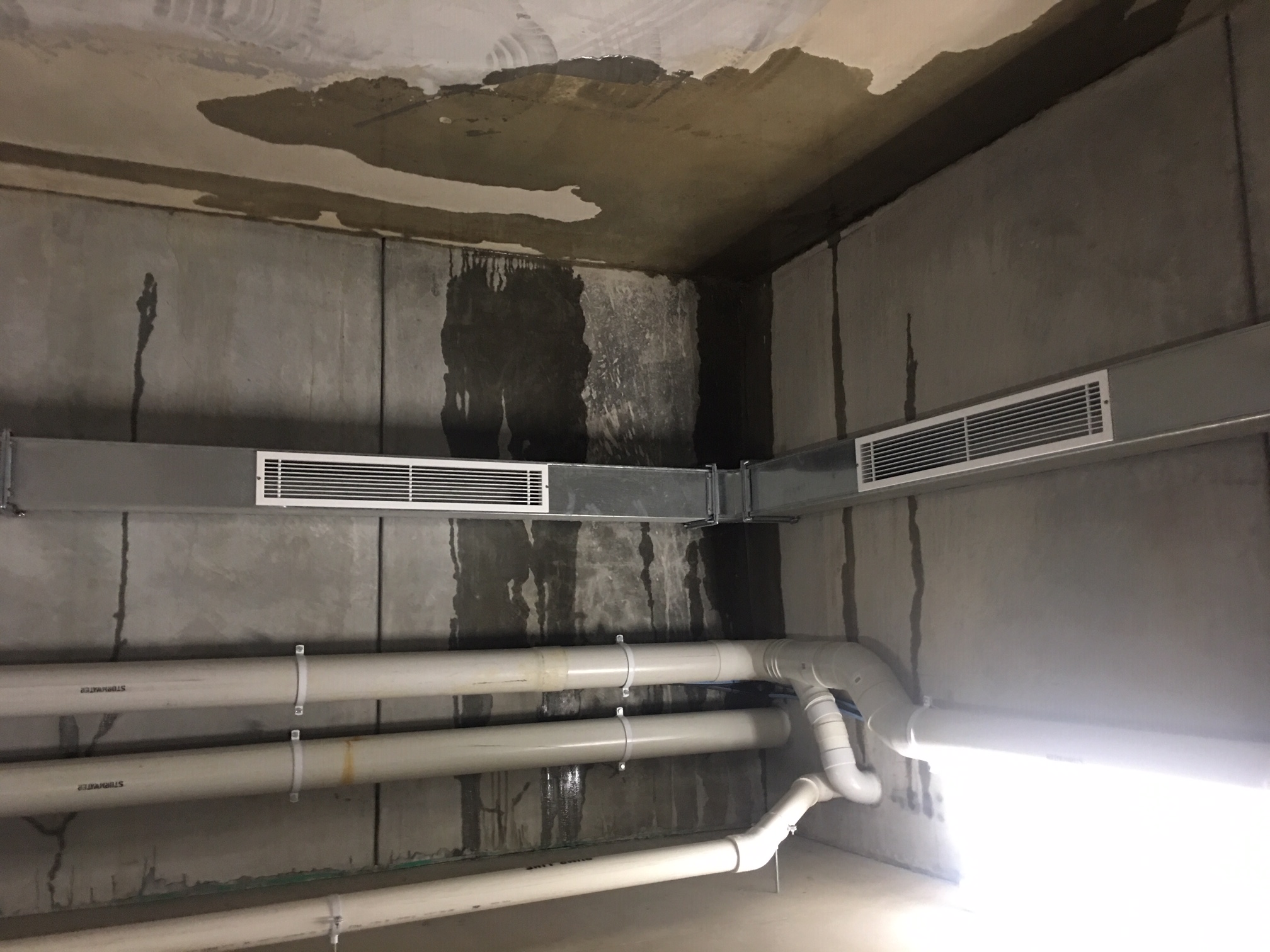 Professional leak detection equipment can detect leak behind walls